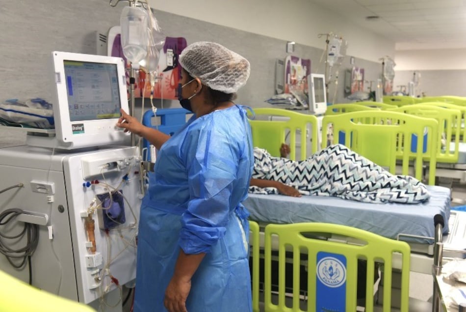 La Ciudad de la Salud pone en marcha sala infantil de hemodiálisis