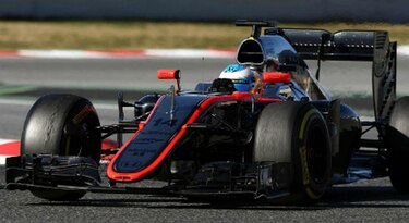 Fernando Alonso se recupera bien tras accidente en prácticas