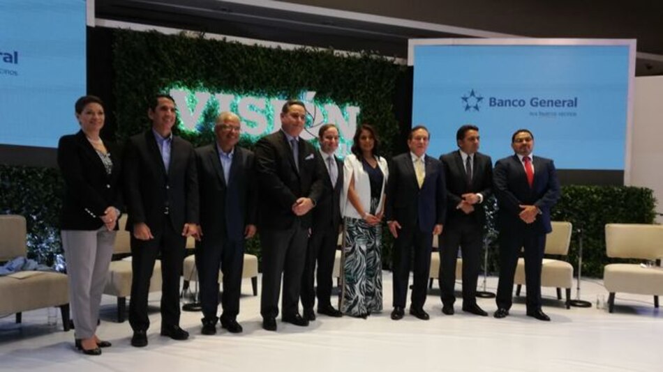 Candidatos presidenciales exponen sus propuestas económicas