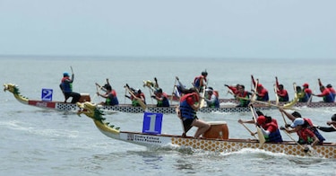 Competencia de botes dragón en Veracruz