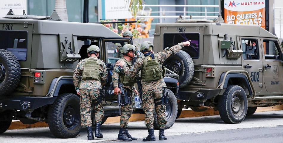 Un nuevo escalón en el militarismo panameño