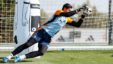 Courtois entra en una convocatoria contra el Arsenal sin Lunin ni Ceballos