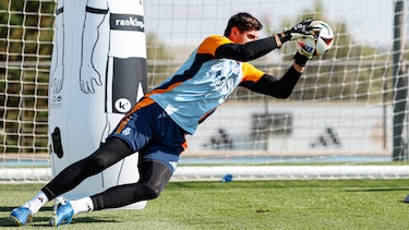 Courtois entra en una convocatoria contra el Arsenal sin Lunin ni Ceballos
