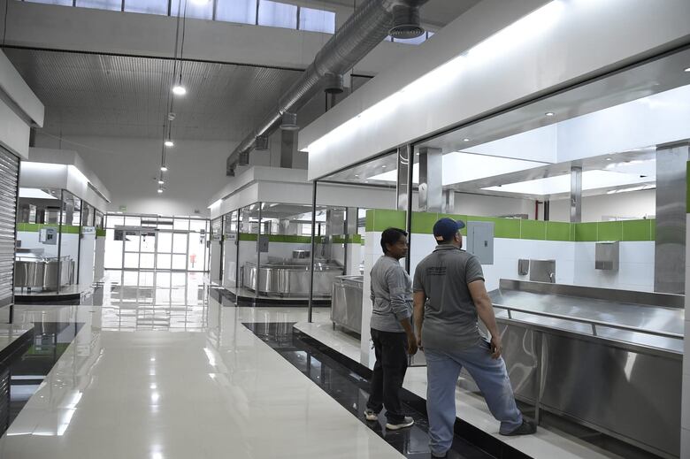 El mercado de La Chorrera abre al público