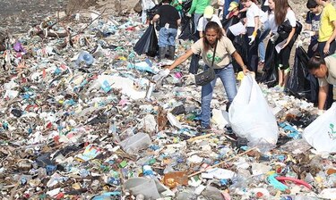 En la limpieza de playas 2015 recolectan más basura que en la jornada de 2014