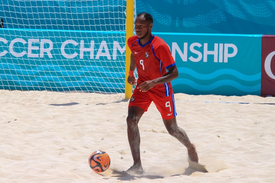 Panamá derrota a República Dominicana y avanza a la otra ronda