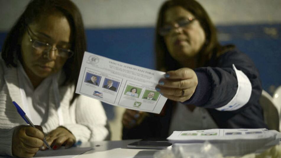 Inician votaciones en Guatemala para elegir a presidente y vicepresidente