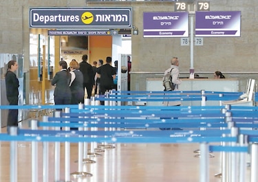 Aerolínea israelí proyecta despedir a mil empleados
