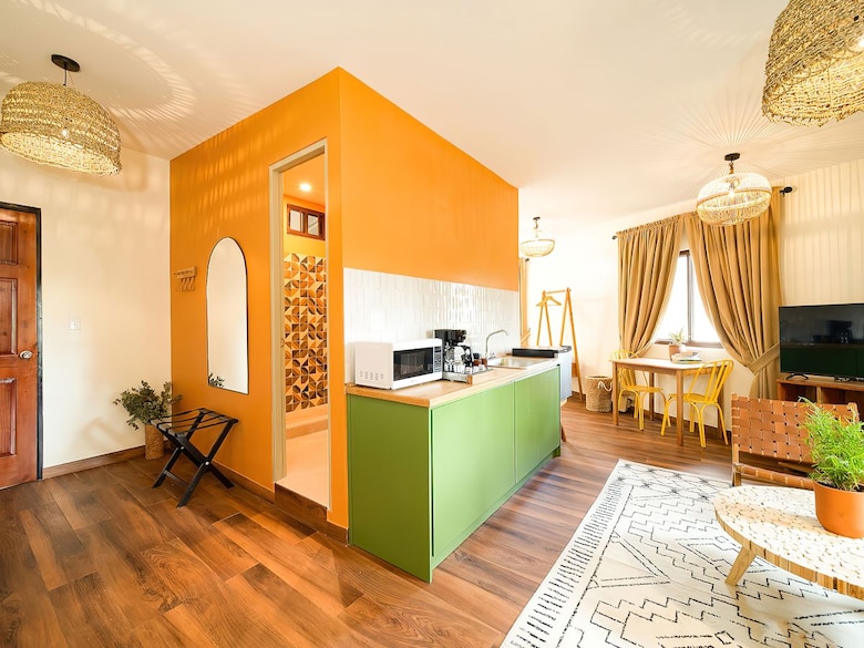 El club de donantes y amigos del gobierno beneficiados con incentivos