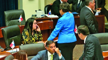 Fricciones entre bancadas truncan elección de magistrado