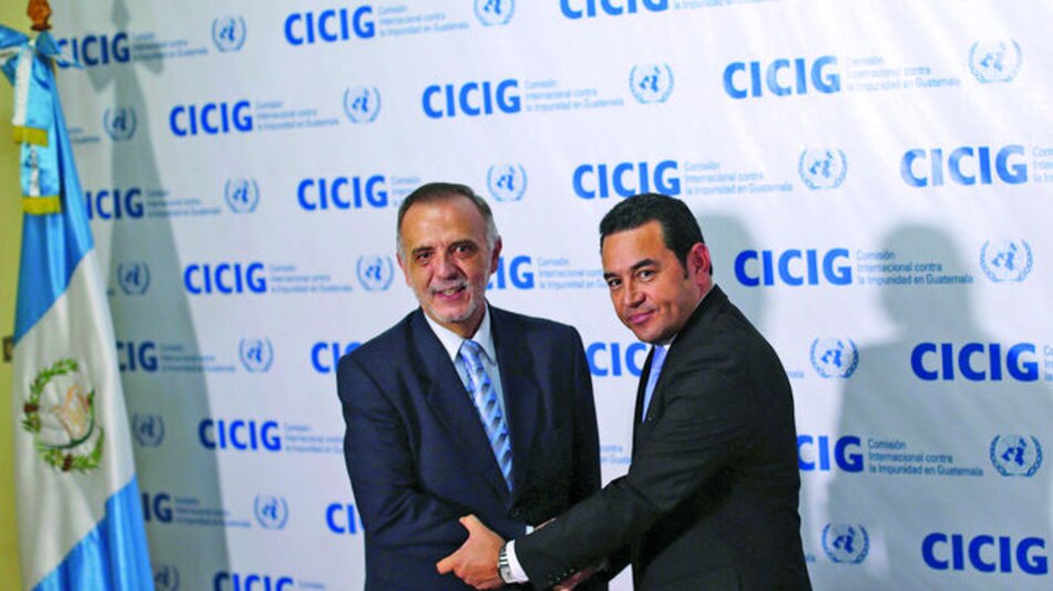 'Jimmy Morales hizo un salto al vacío política y legalmente', dice Transparencia Internacional capítulo de Guatemala