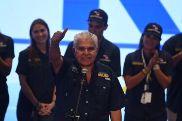 Fragmentación en la Asamblea puede afectar gestión económica de Mulino, advierten bancos de inversión