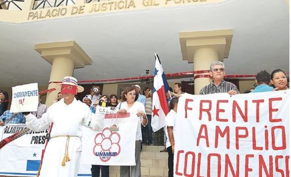 Exigen renuncia inmediata a José Ayú Prado y a Harry Díaz