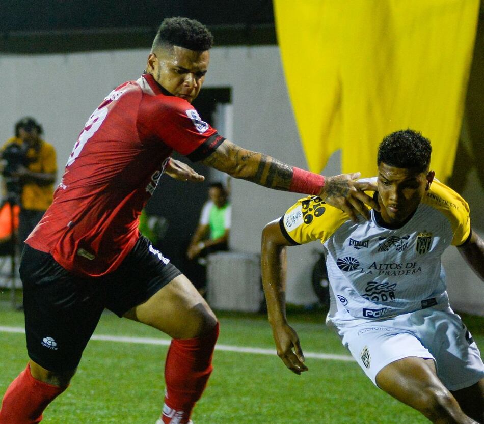 CAI y Sporting definen al primer finalista de la LPF