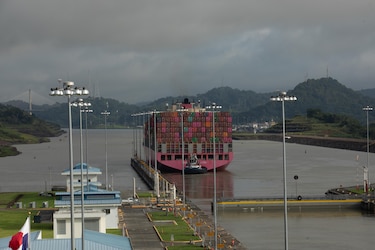 ‘No hay nada que discutir, el Canal de Panamá es panameño’, le dice Mulino a Trump