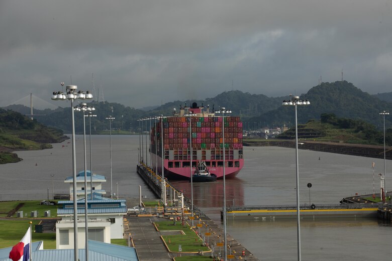 ‘No hay nada que discutir, el Canal de Panamá es panameño’, le dice Mulino a Trump