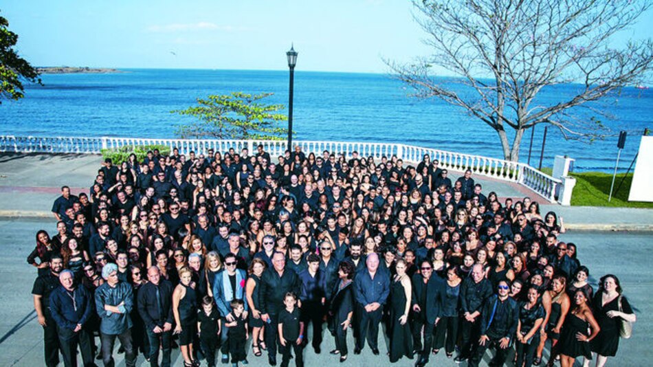 Star Holding renueva su imagen