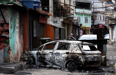 Un megaoperativo contra el grupo criminal Comando Vermelho en Río de Janeiro deja al menos 64 muertos y 81 detenidos
