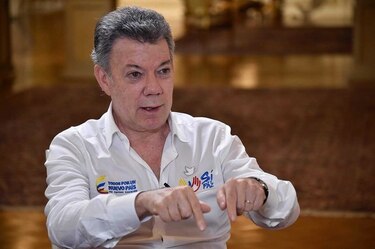 Santos descarta reanudar fumigación aérea contra cultivos ilícitos en Colombia