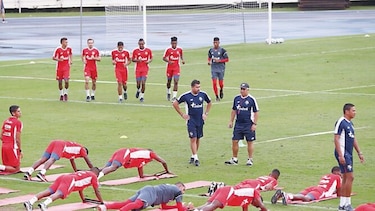 Selecciones mayor y juveniles entrenan a todo vapor