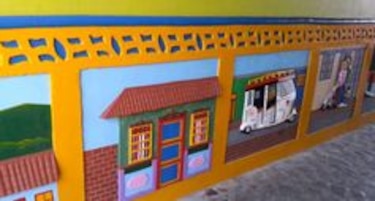 Paseo en la cima de la Piedra del Peñol, en Colombia