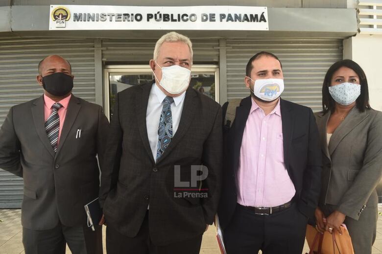 Ricardo Martinelli denuncia a Harry Díaz y pide un pago de $10 millones