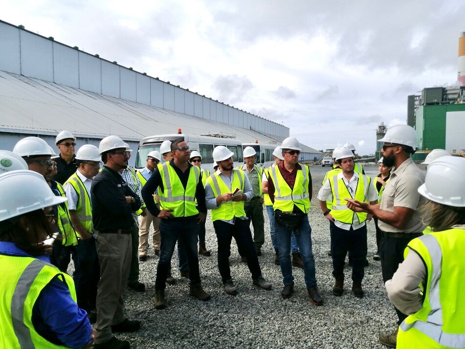 Comisión de Comercio culmina fase de consultas con una visita a la Mina