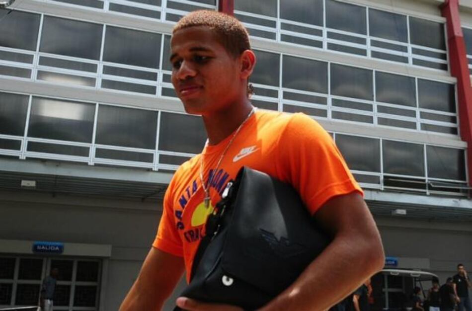 Málaga encontró un destino para Roberto Chen en el fútbol de Bélgica