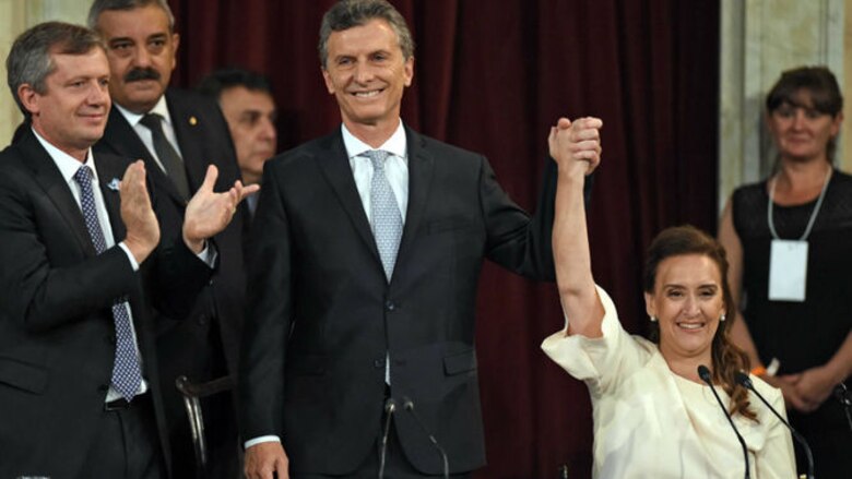 Mauricio Macri jura como nuevo presidente de Argentina