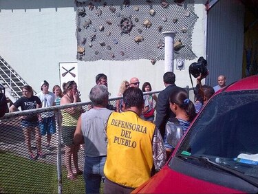 Funcionarios de la Defensoría del Pueblo visitan hangares en Albrook