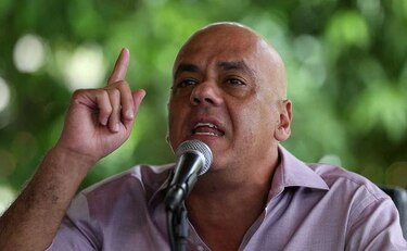 Chavismo exige al CNE que investigue presunta irregularidad de la oposición en legislativas
