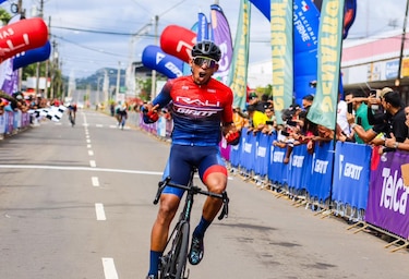 El panameño David de Jesús Díaz Falconet ganó la primera etapa de la Vuelta a Chiriquí