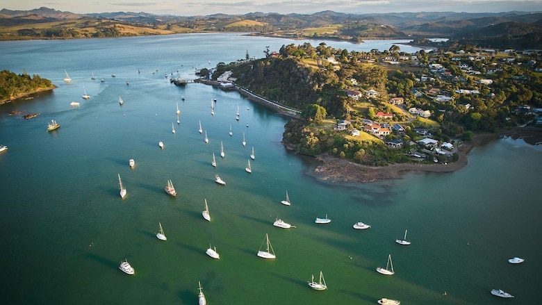 5 de los países más seguros del mundo en 2025 (y qué los hace así, según sus residentes)