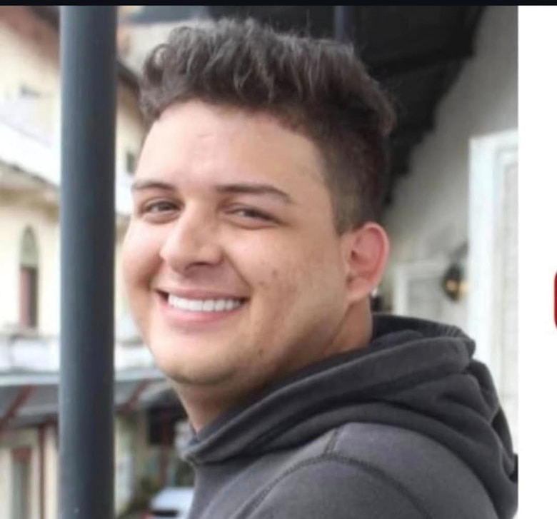 Tambores y oraciones acompañan el último adiós a Esteban De León Osorio en Panamá