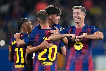El Barcelona gana y golea sin Lamine Yamal