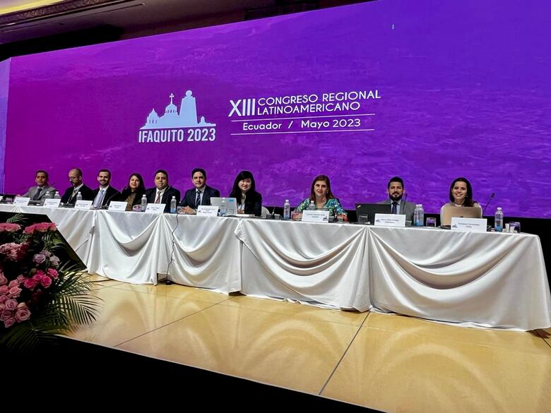 ¿Se debe cobrar impuestos a las plataformas digitales en Latinoamérica?