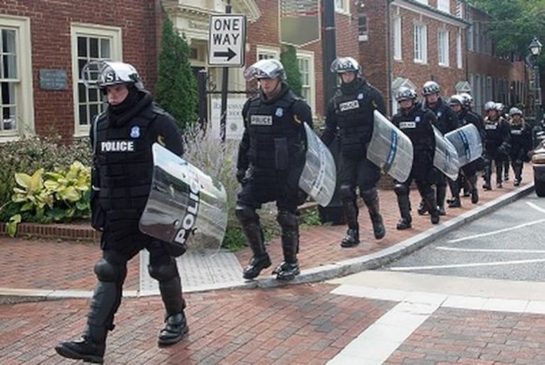 Tres muertos durante enfrentamientos raciales en Virginia