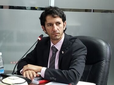 ‘Si usted aduce que por ser pariente recibió trato especial, la respuesta es no’: Iván Eskildsen, sobre los créditos fiscales