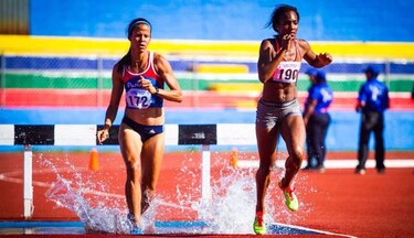 Andrea Ferris gana su tercera medalla de oro