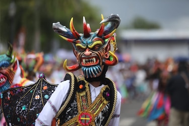 Alfombras, incienso y danzas: así se vive el Corpus Christi
