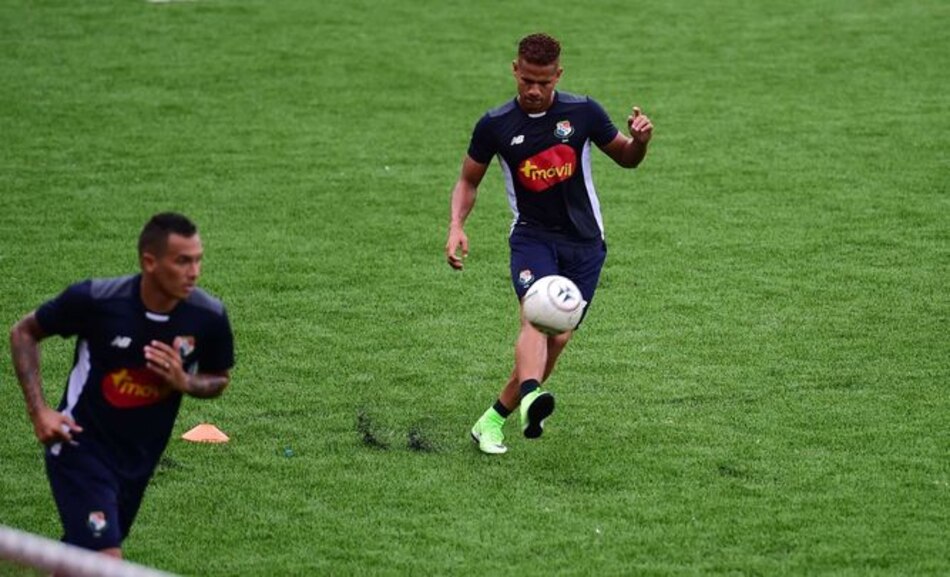 Bolillo Gómez hace cambios en convocatoria para partidos amistosos