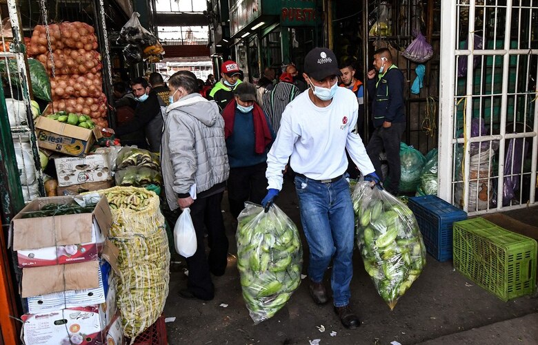 El angustiante retrato de una familia con hambre en Colombia