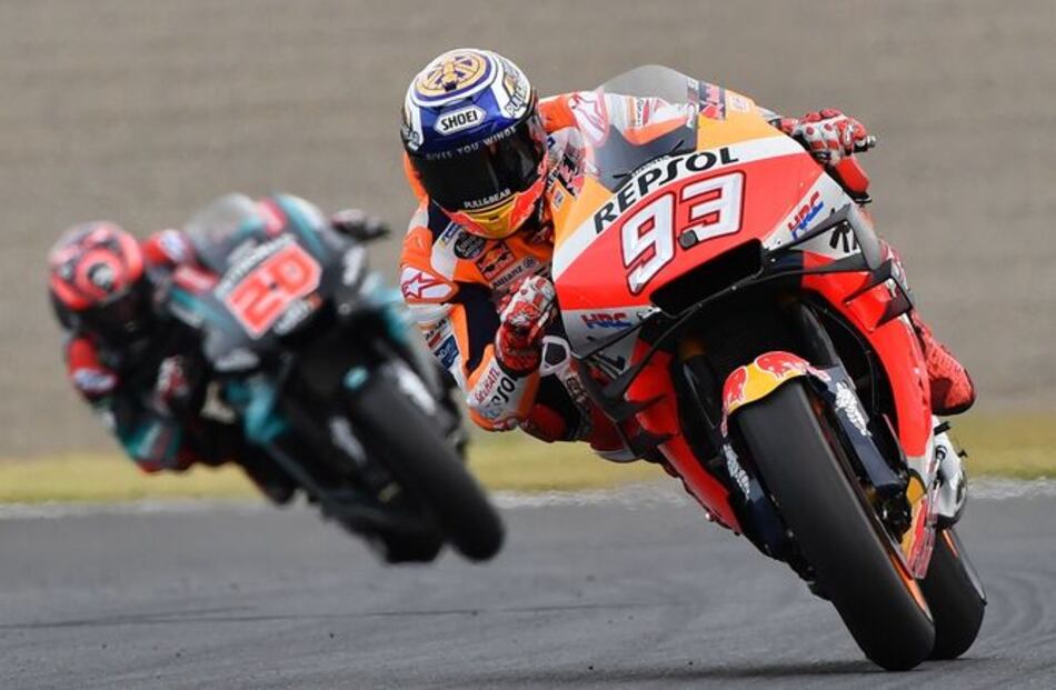 Márquez se impone en Japón