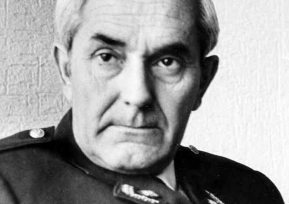 Justicia chilena anula condena por 'traición a la patria' al padre de Bachelet