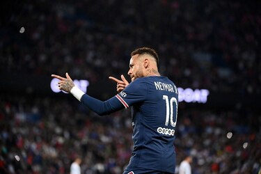 París SG derrota al Marsella en el ‘Clásico’ para acariciar el título