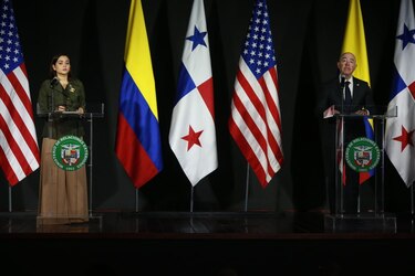 Estados Unidos, Colombia y Panamá promueven plan para combatir el tráfico de migrantes a través de la selva de Darién