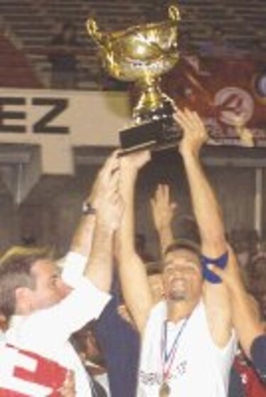 Franciscanos celebraron como buenos monjes