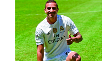 El City firmó al lateral brasileño Danilo