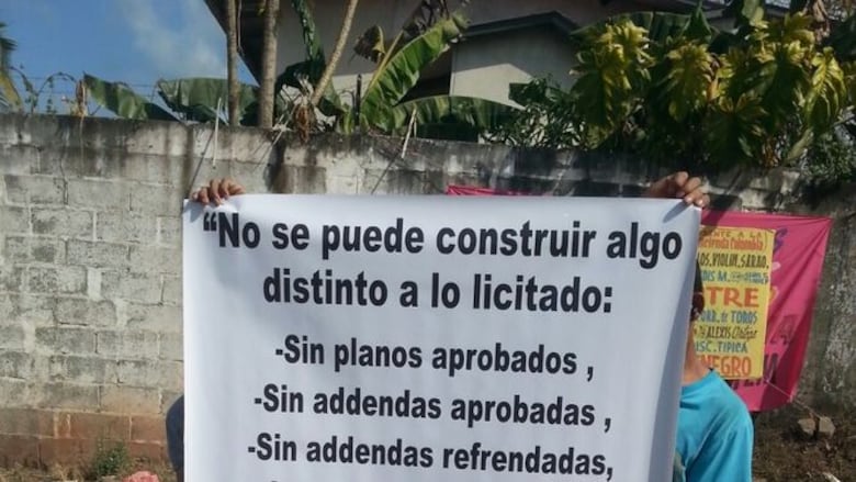 Residentes de Villalobos insisten en respetar diseño original de carretera