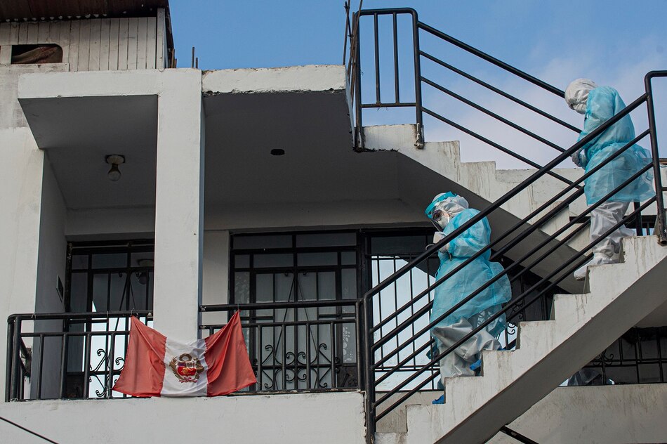 Perú reabre centros comerciales para salvar su economía que está en crisis por la pandemia